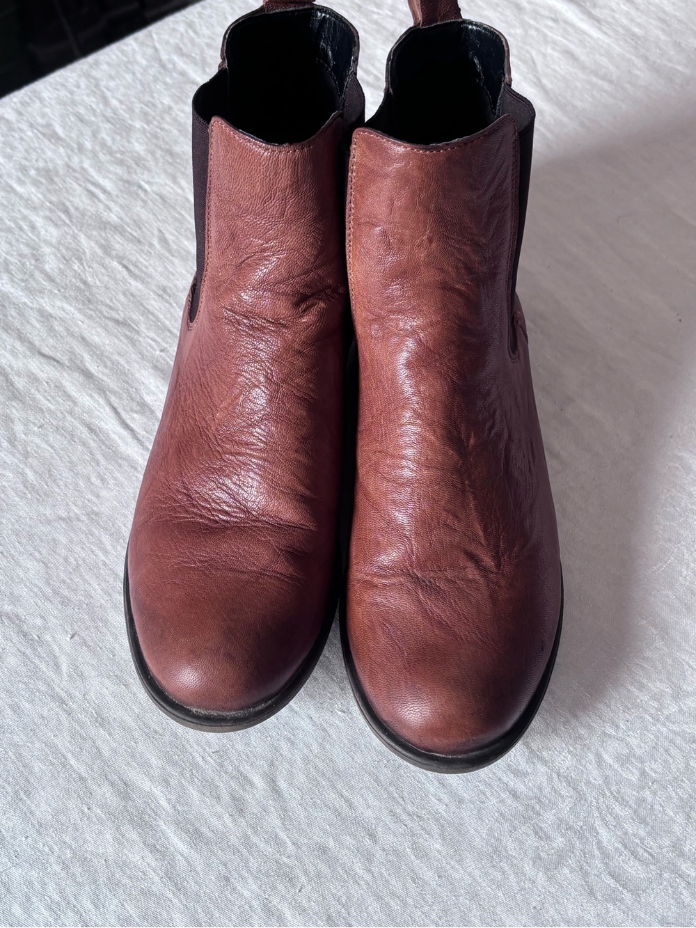 Women’s Reiker Remonte Brown Leather Chelsea Boot Size 41 (10.5)